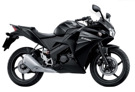 CBR150R Asteroid Black Metallic (NHA35M) CBR150R Asteroid Black Metallic (NHA35M)