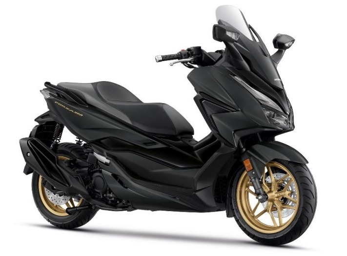 Forza 350 (2022) Black Plastic (NH-436M) Forza 350 (2022) Black Plastic (NH-436M)